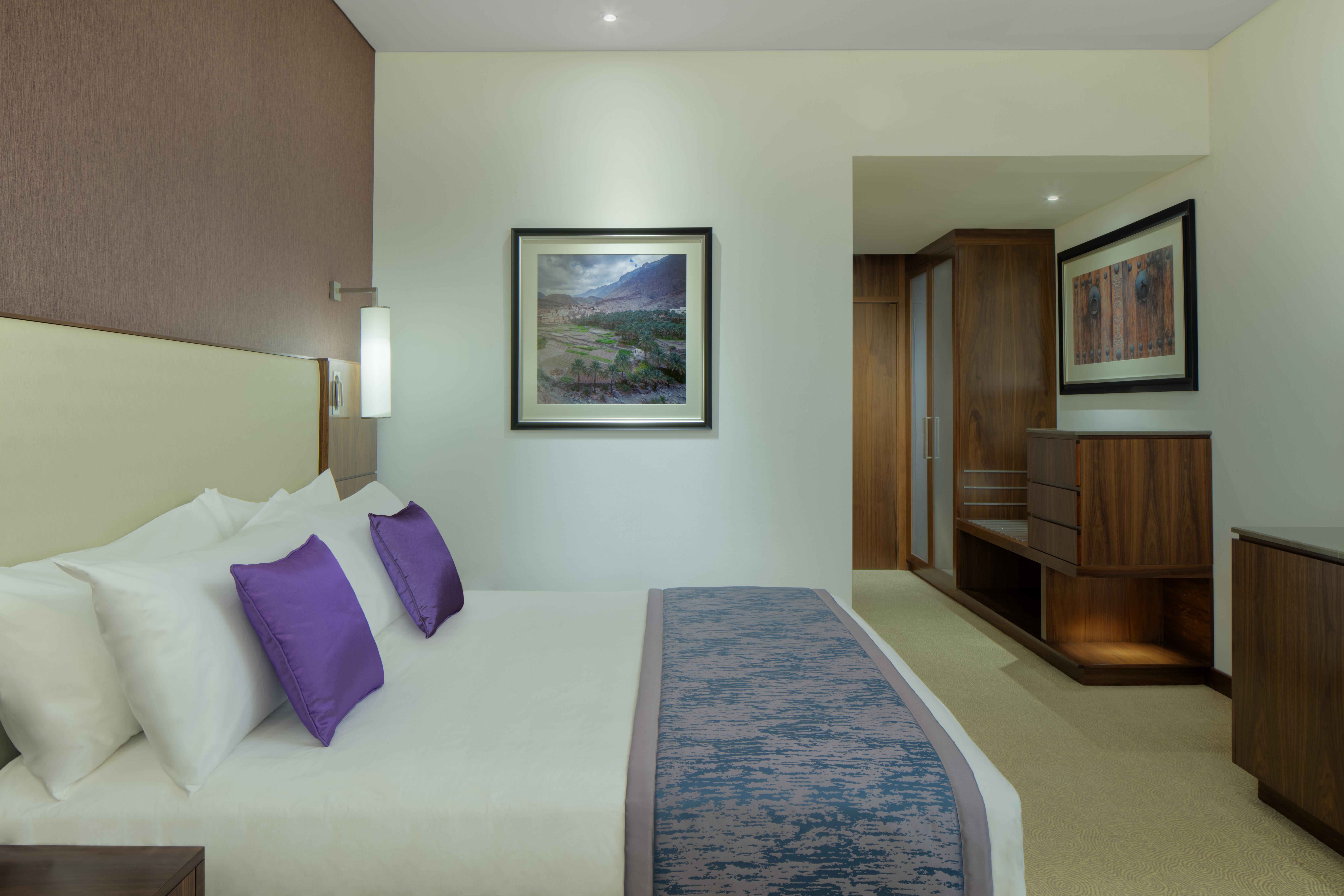Crowne Plaza Muscat Ocec By Ihg Hotel Bagian luar foto