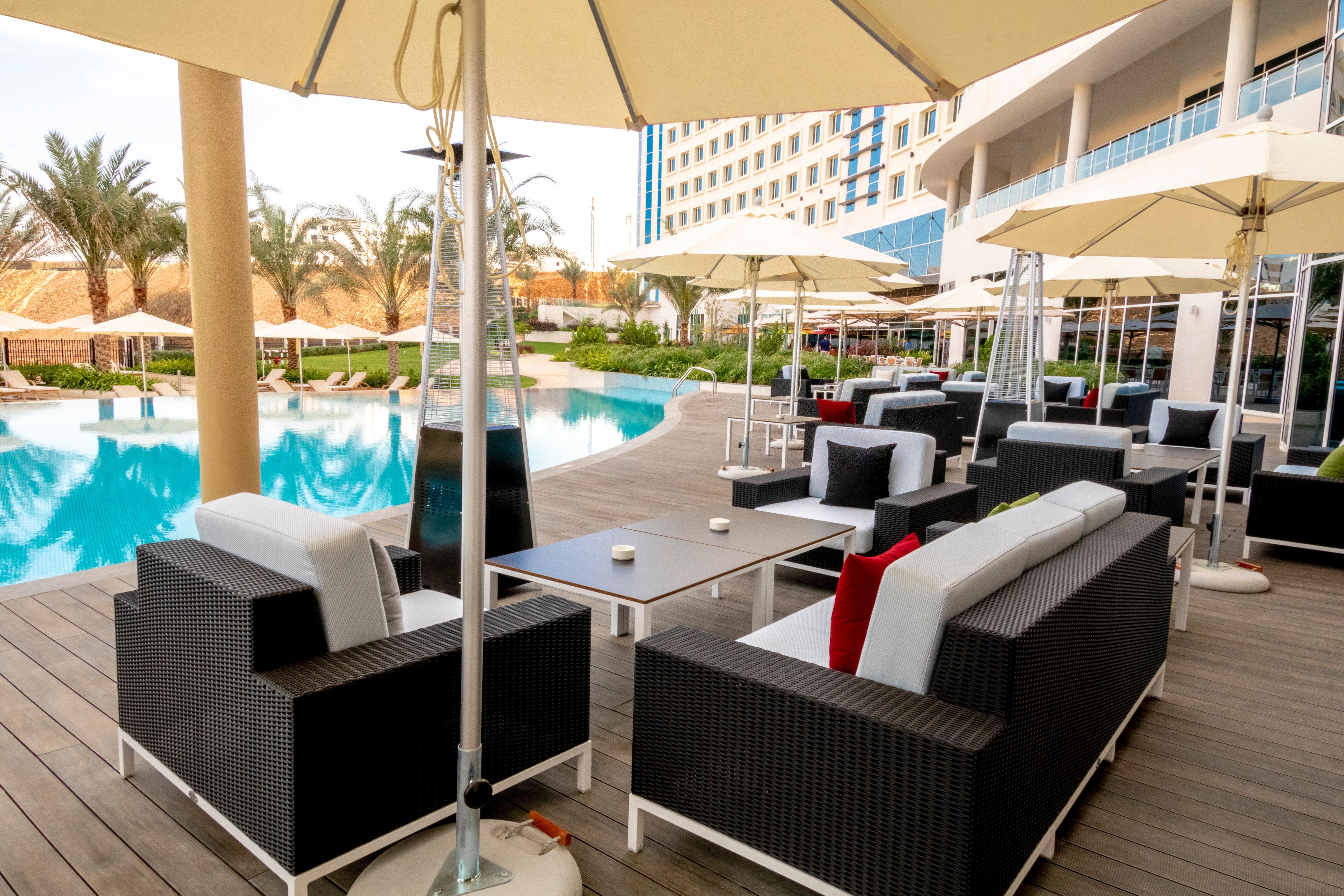 Crowne Plaza Muscat Ocec, An Ihg Hotel Bagian luar foto
