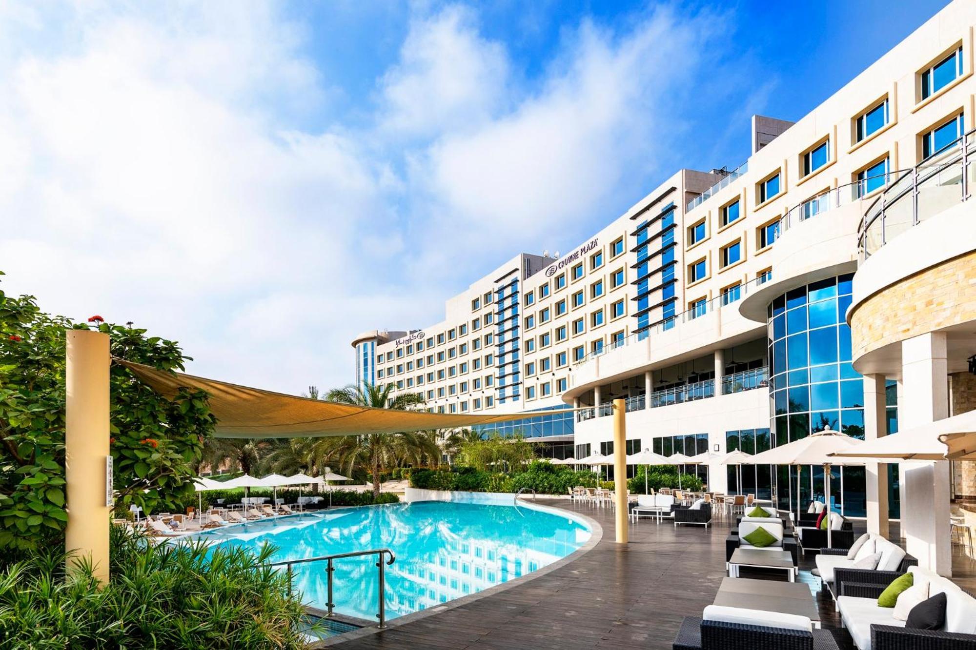 Crowne Plaza Muscat Ocec By Ihg Hotel Bagian luar foto